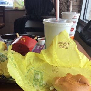 Meet your Posher, Gabi